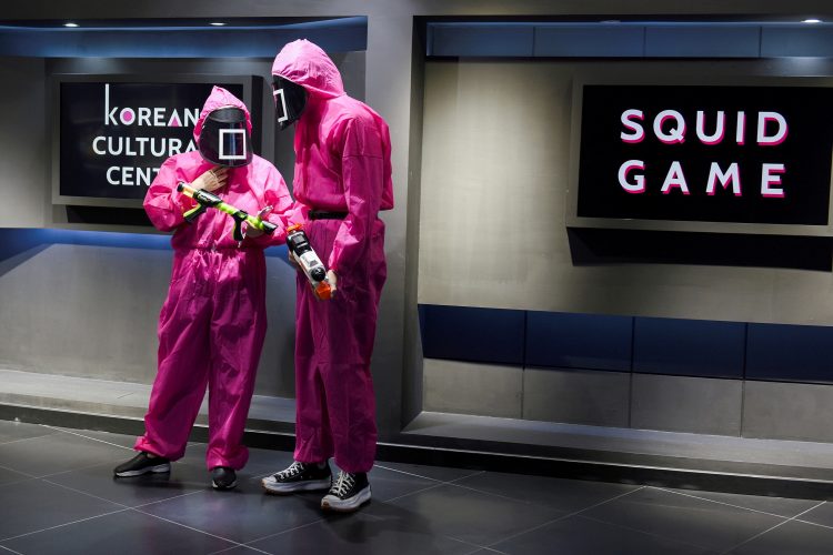 1634720996-2021-10-19T043112Z_888307866_RC2SCQ987X9P_RTRMADP_3_NETFLIX-RESULTS-PREVIEW-750x500