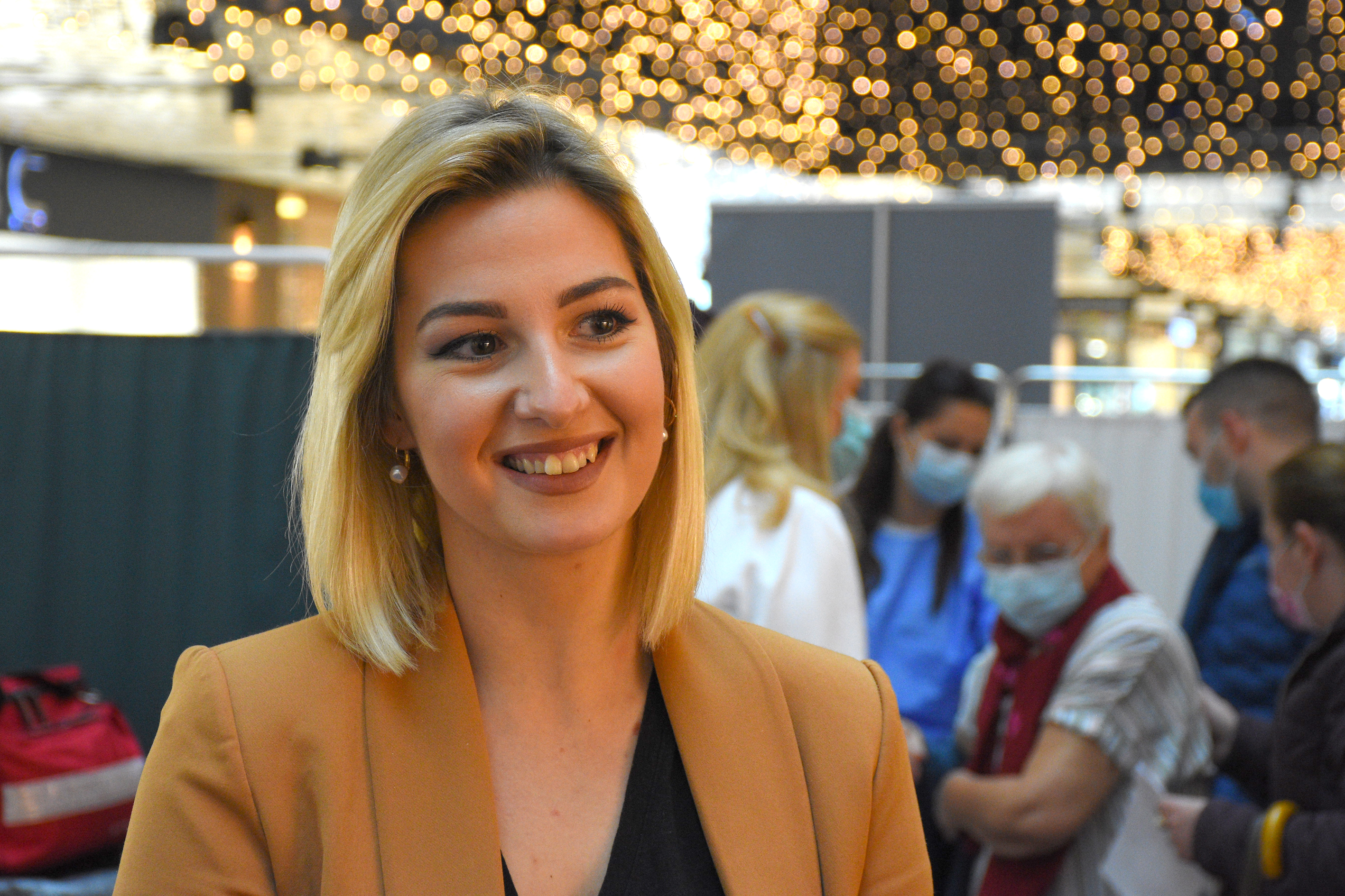 BiH: Veliki odziv građana na vakcinaciju protiv COVID-19 u sarajevskom SCC-u