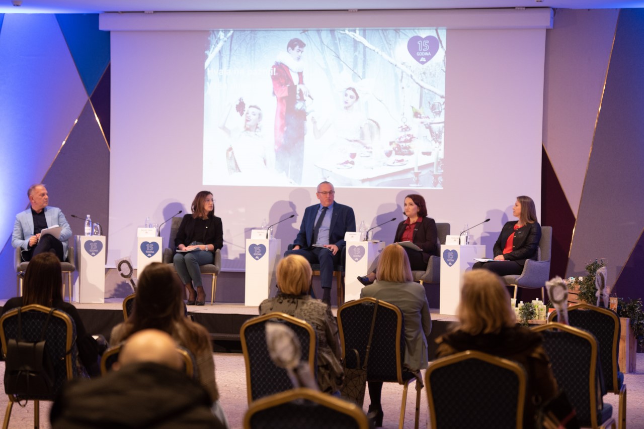 thumbnail_dm press koneferencija 2021 (1)