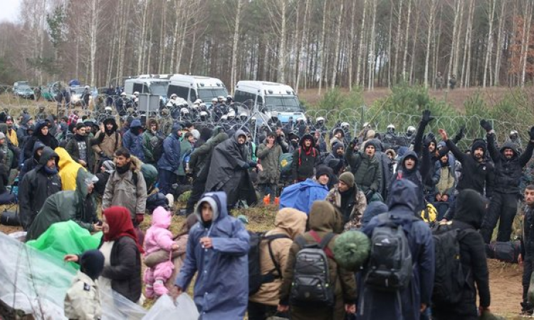 Poljska_Bjelorusija_migranti_granica_Twitter