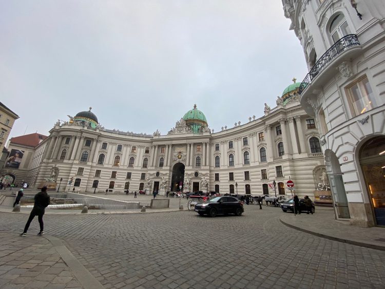 1636994534-WhatsApp-Image-2021-11-15-at-15.57.16-750x563