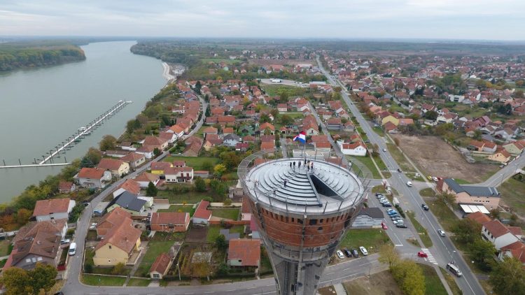 1637151502-PXL_101121_90584989-750x422