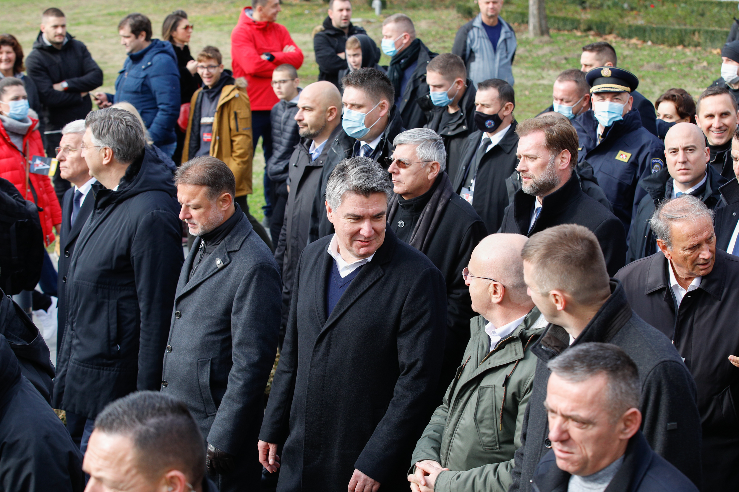 Hrvatska: Hiljade ljudi u Koloni sjećanja na žrtvu Vukovara, među učesnicima i Džaferović