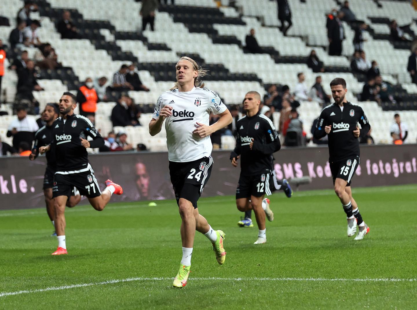 258115967_7404228976269648_341196332513864517_n