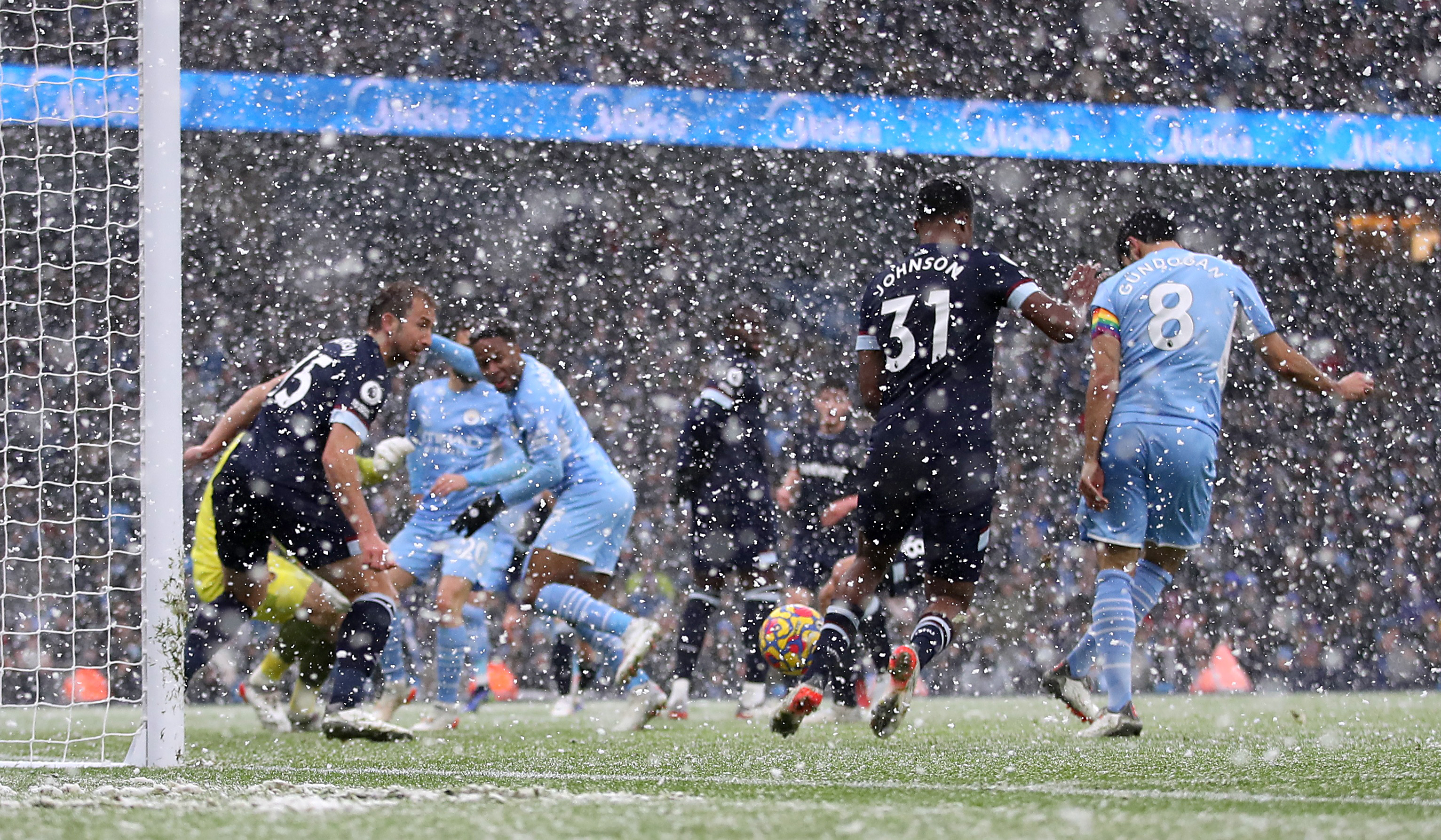 Premier League - Manchester City v West Ham United