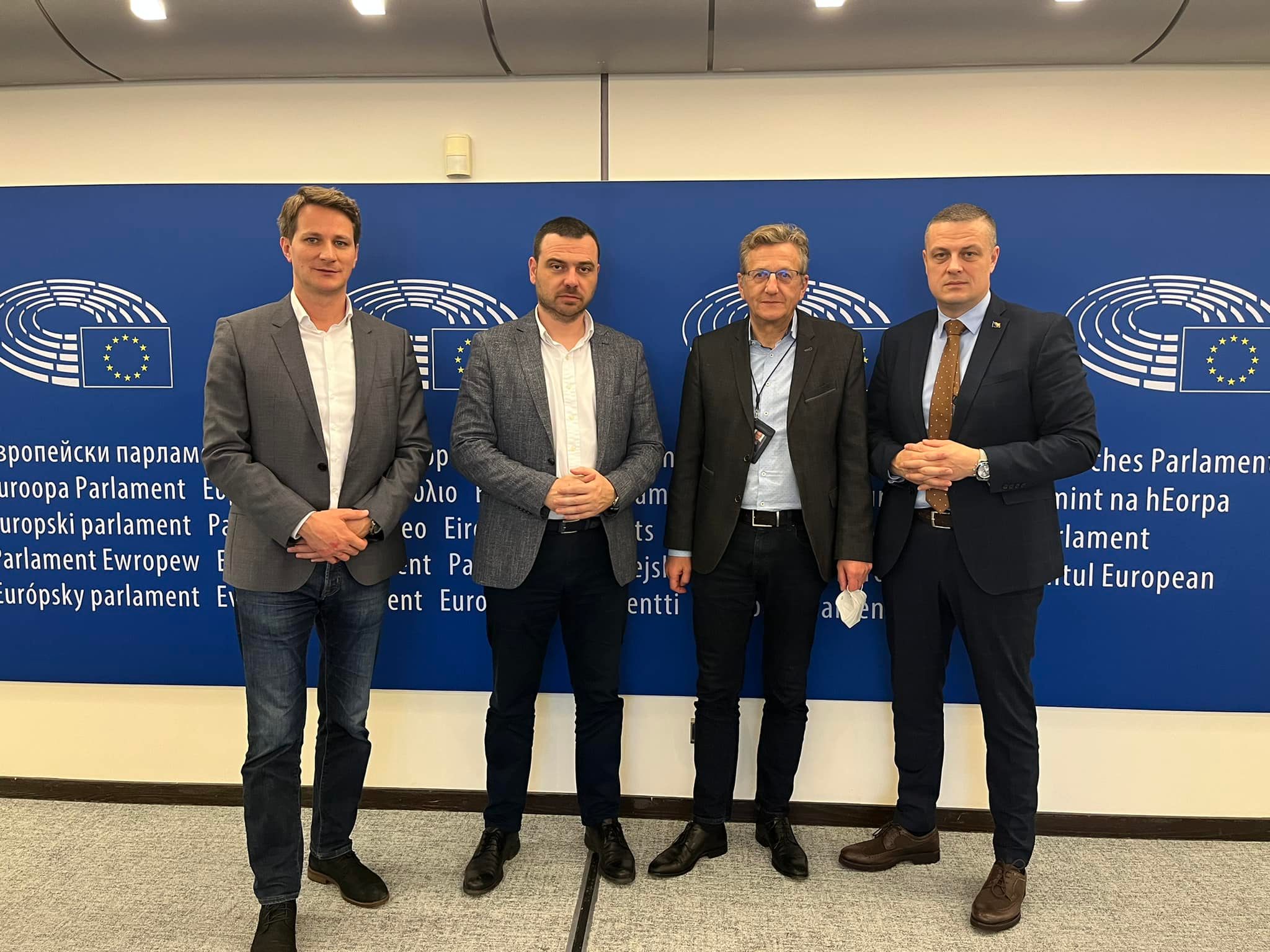 261793860_4945094982169905_7483526494225082953_n