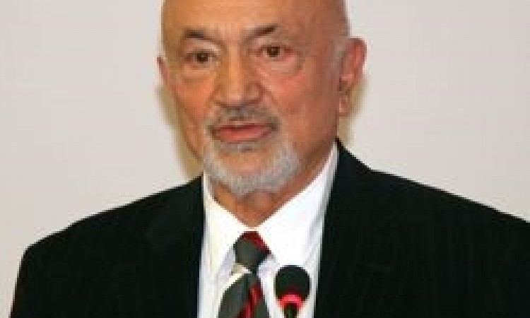 211204_in_memoriam_loga