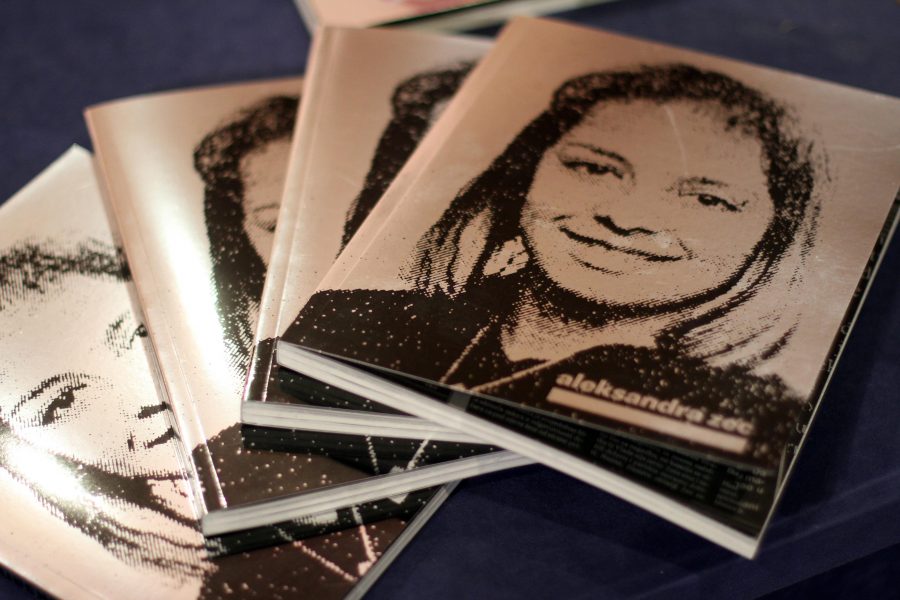 1638873000-PXL_150414_7606078-900x600