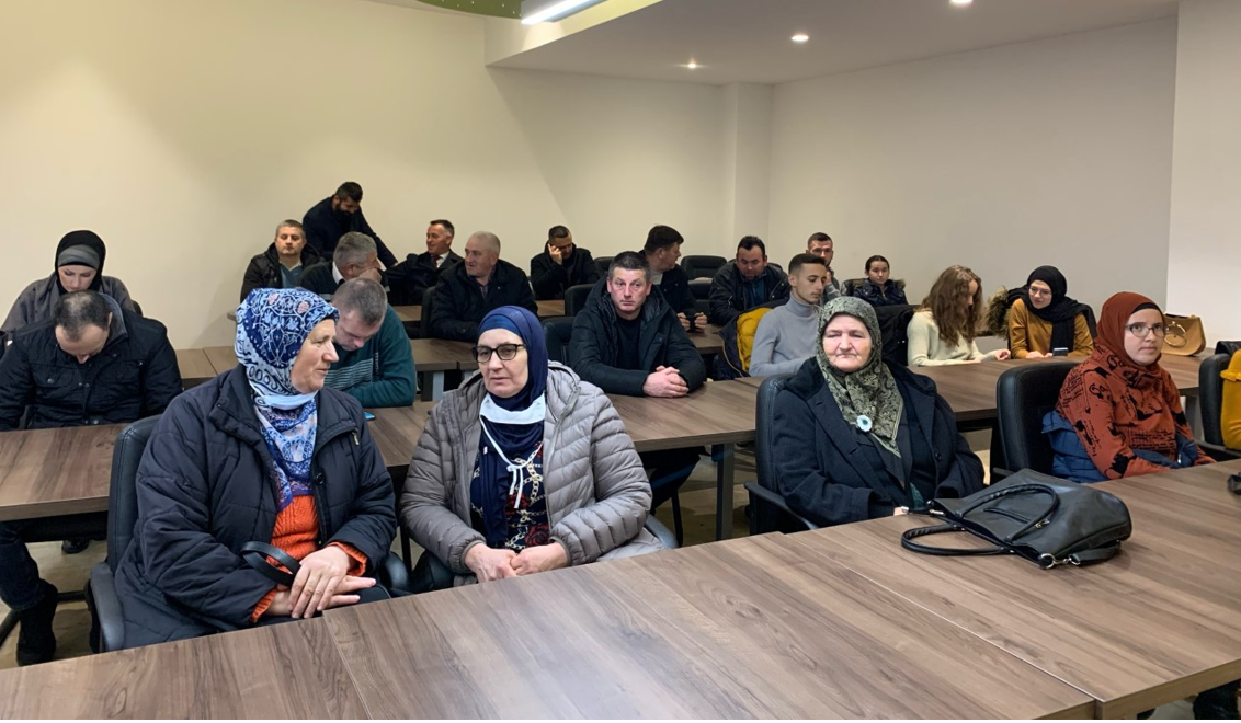 Porodice žrtava donacija MC Srebrenica