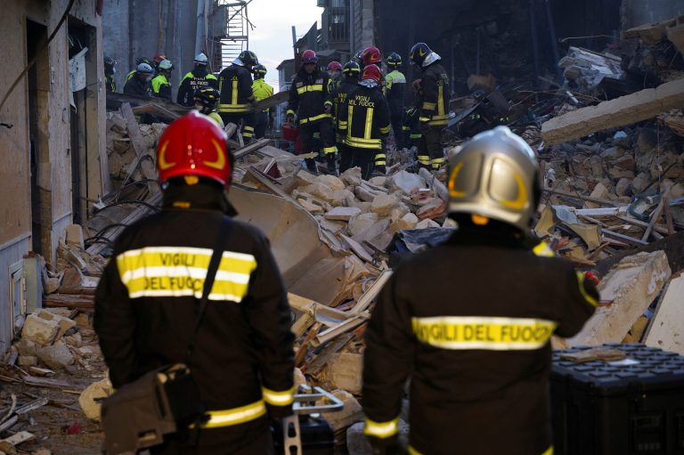 1639292465-2021-12-12T065535Z_100419262_RC2TCR96CI57_RTRMADP_3_ITALY-BLAST-768x511
