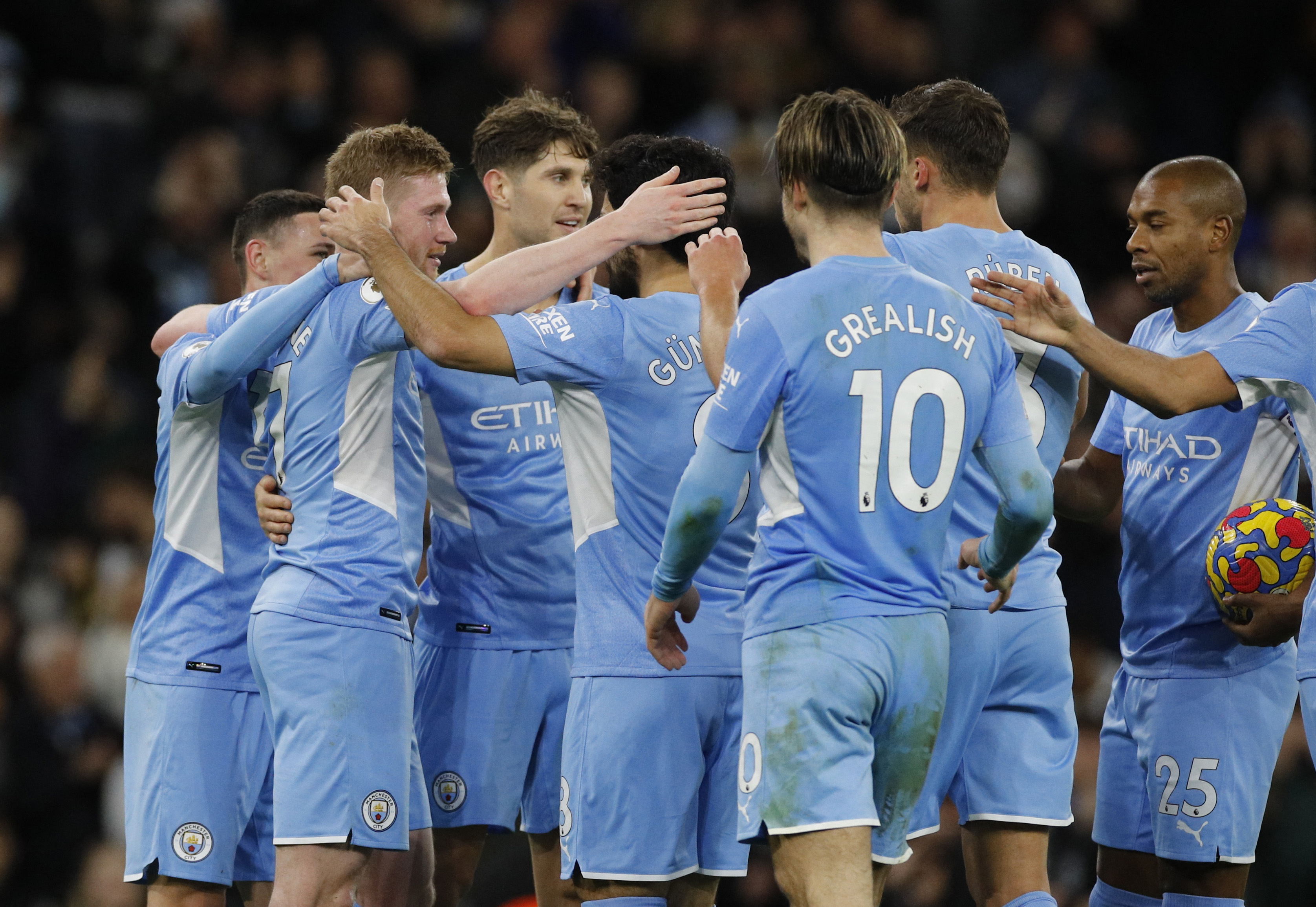 Premier League - Manchester City v Leeds United