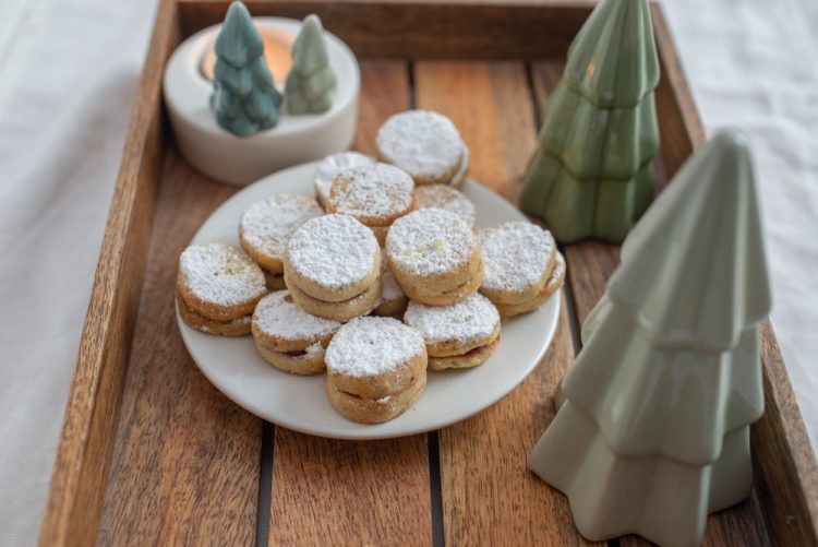 1639679748-shutterstock_1585152205-750x501