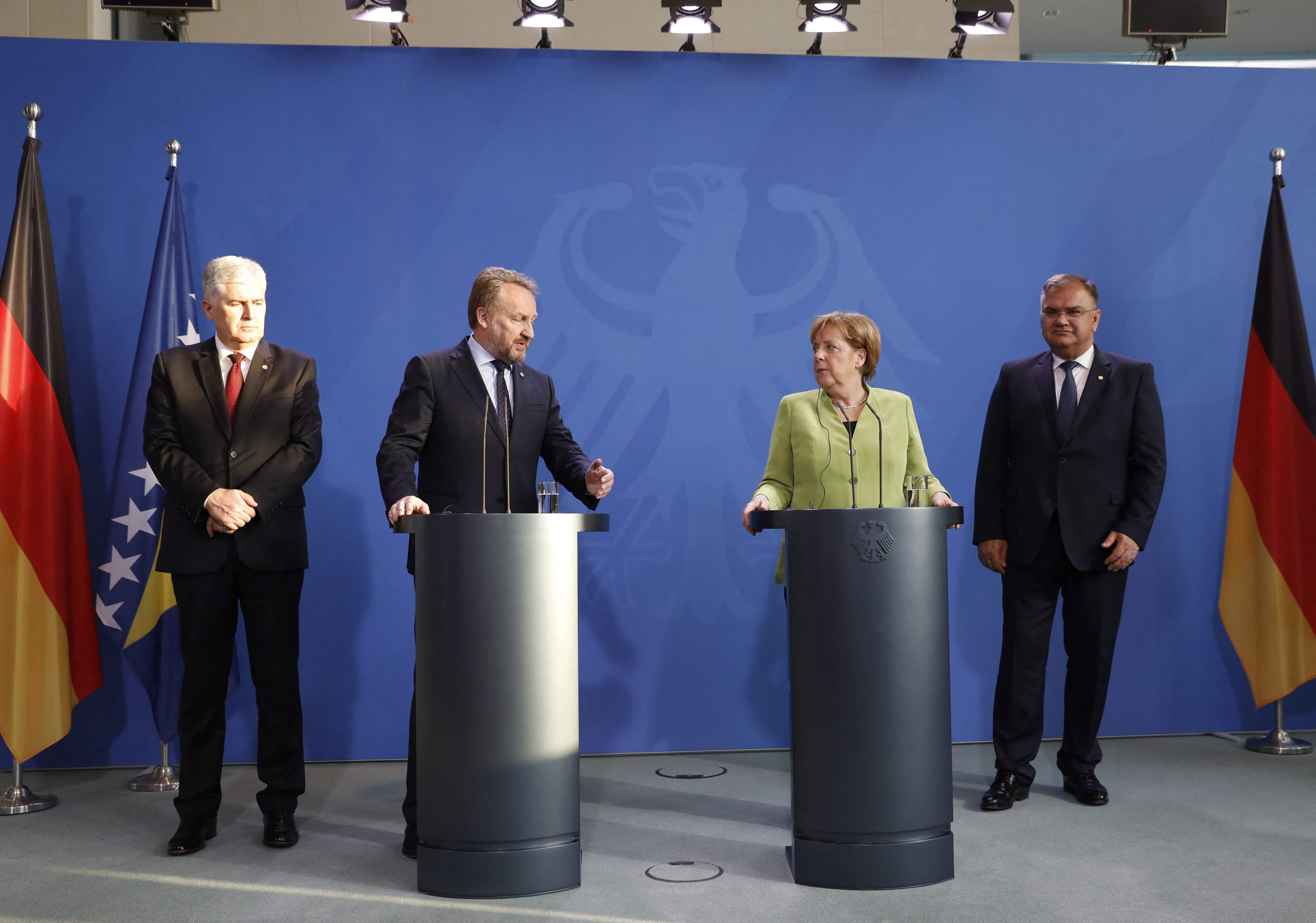 Merkel izetbegović čović