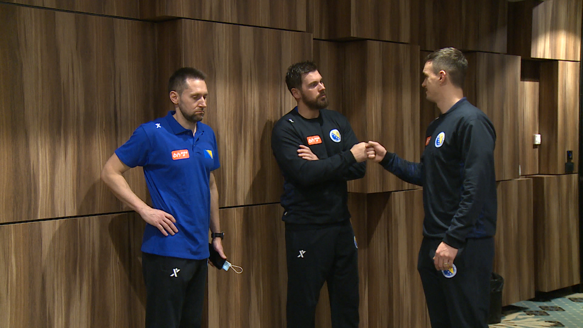 SA-.00_09_50_06.Still004