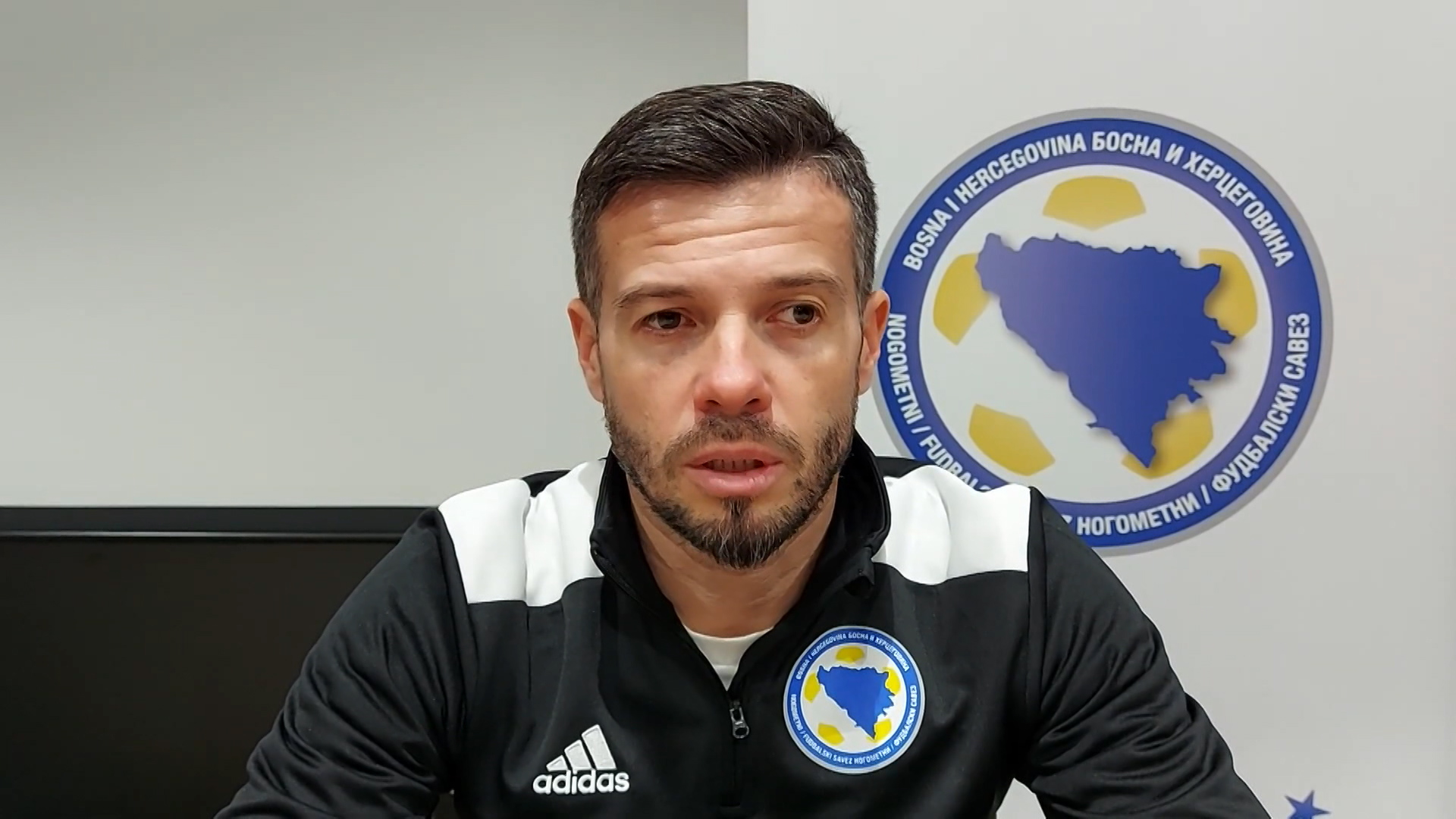 SA-.00_00_15_06.Still003