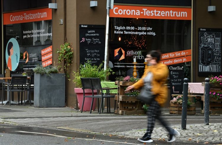 1636035828-000_9PA2M4-750x491