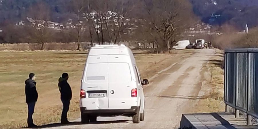 1642856690-1642851190-nesreca-barje-2-1024x511-900x449