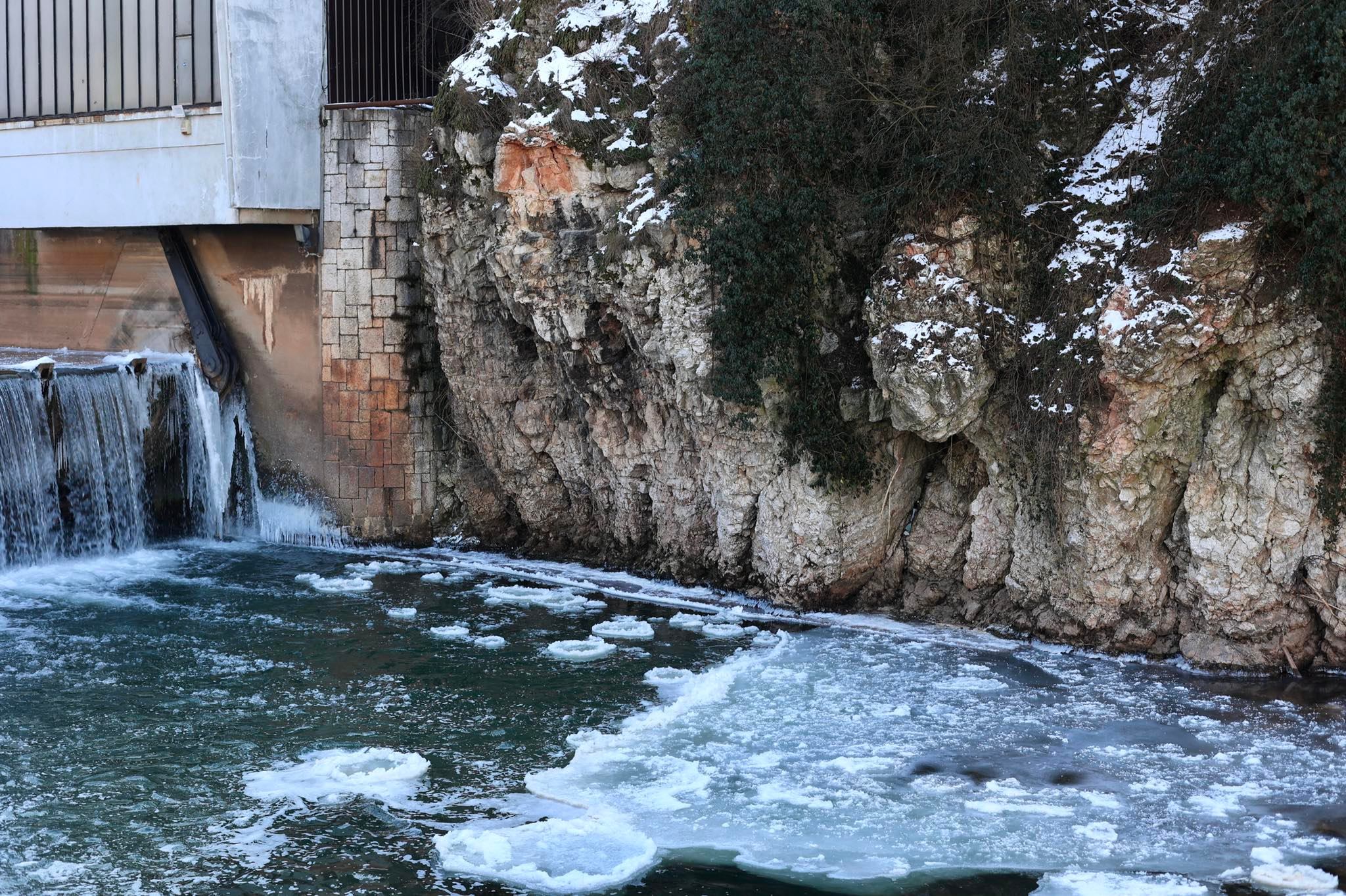 sarajevo, miljacka, zima