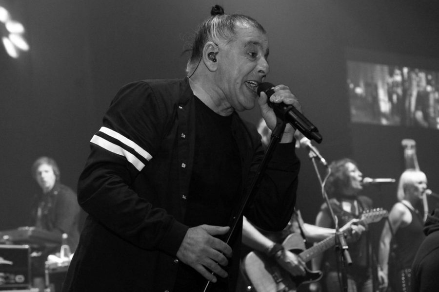 1642856850-parni_valjak__182735__photo_E-Stock_mirko_rodic-900x600