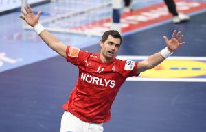 1643561508-2022-01-30T162342Z_1540053761_UP1EI1U19JFVA_RTRMADP_3_HANDBALL-EURO-FRA-DNK-300x193.jpg
