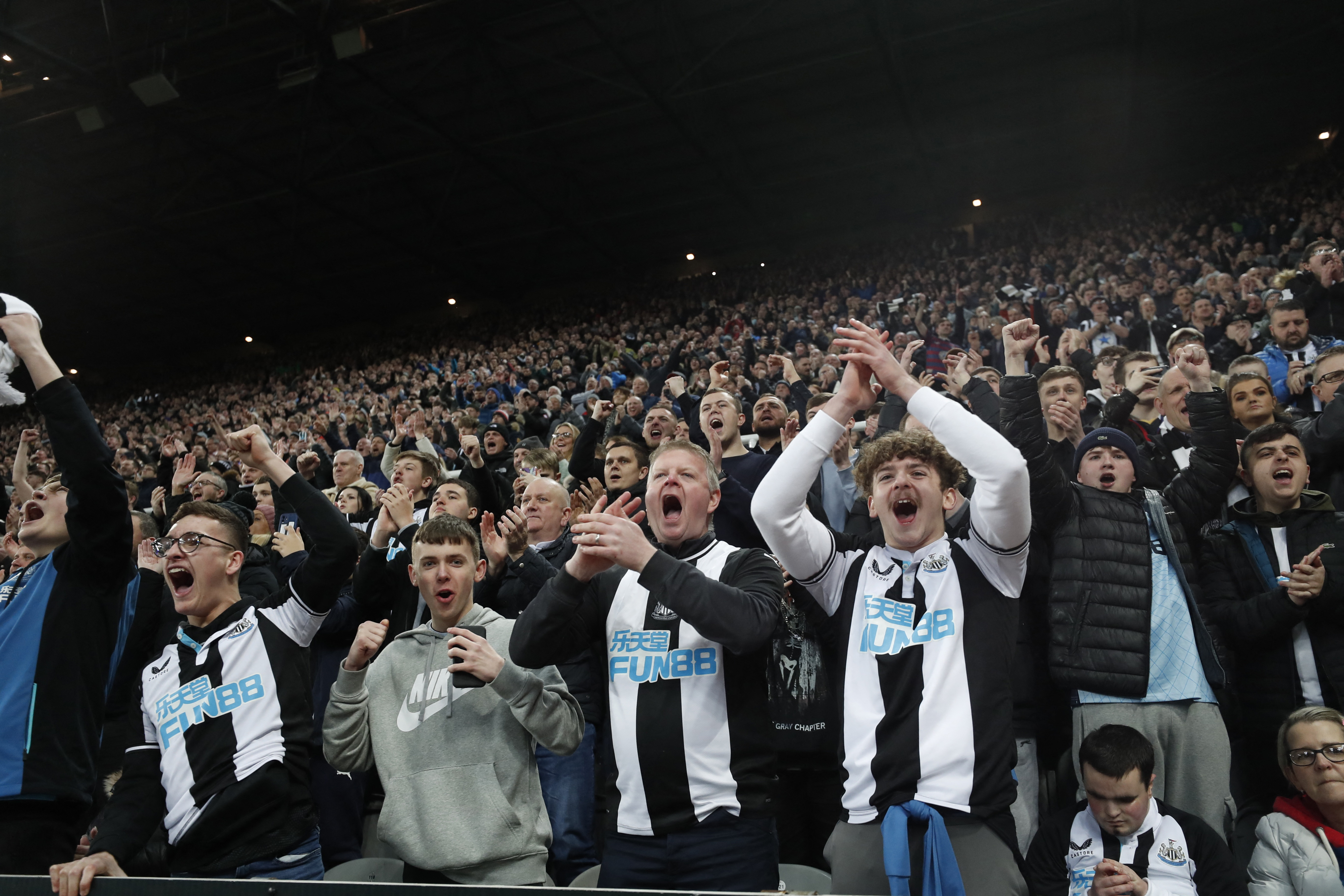 Premier League - Newcastle United v Everton