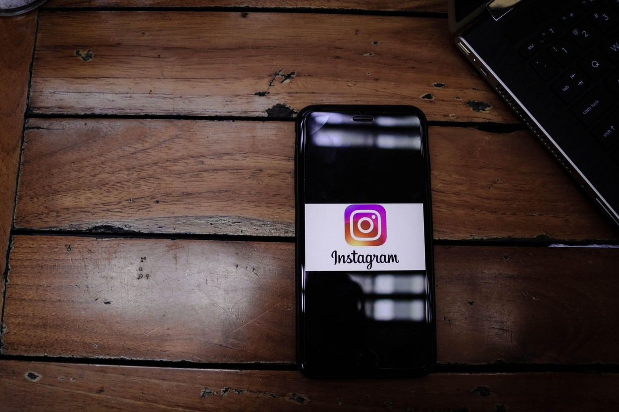 Black phone with Instagram image in it