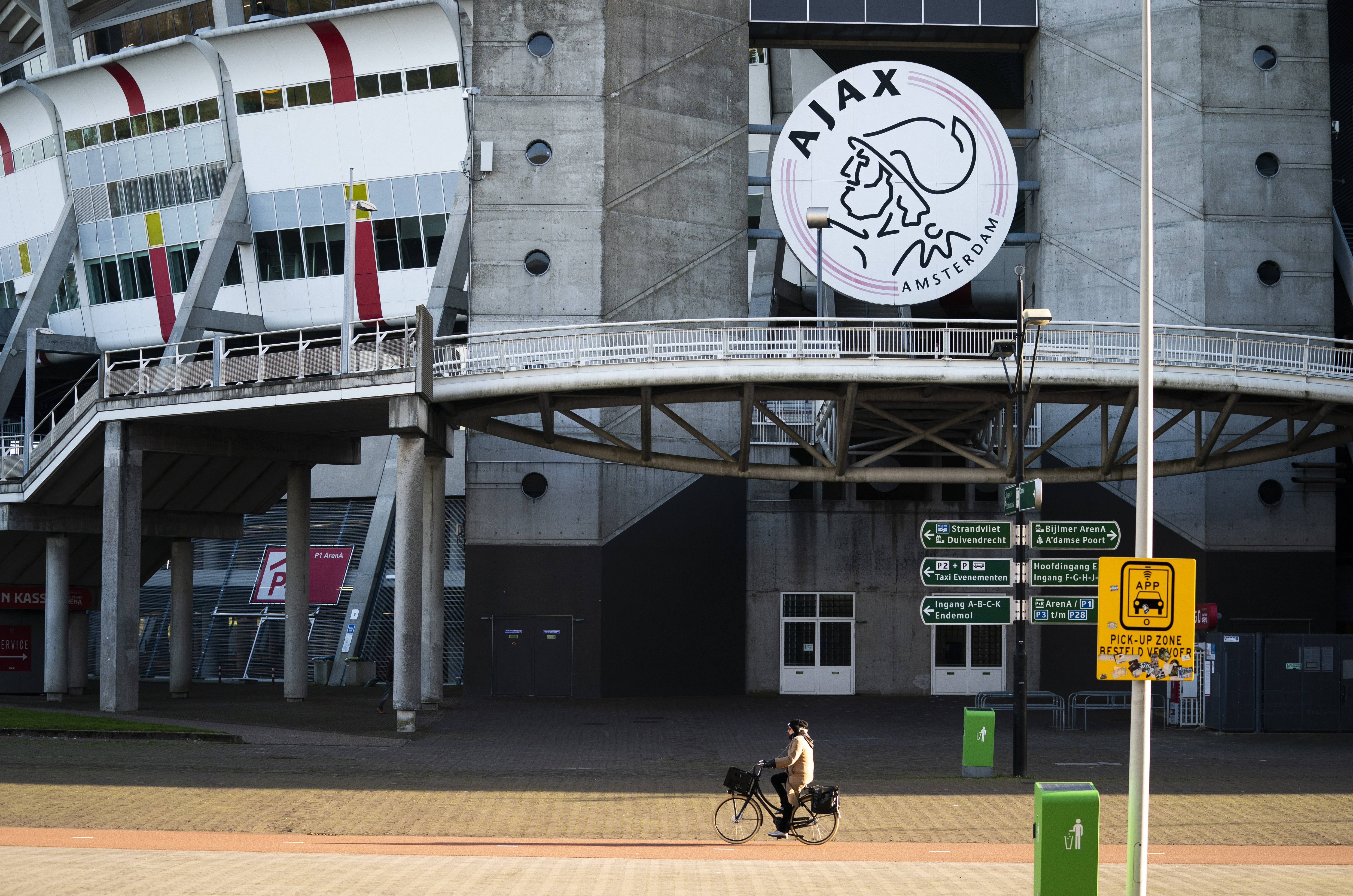 FBL-NED-AJAX