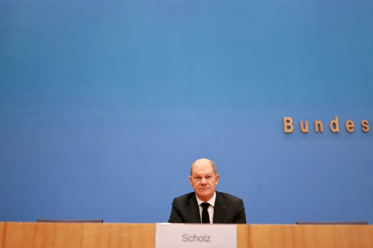 1638872131-000_9U67VD-750x500