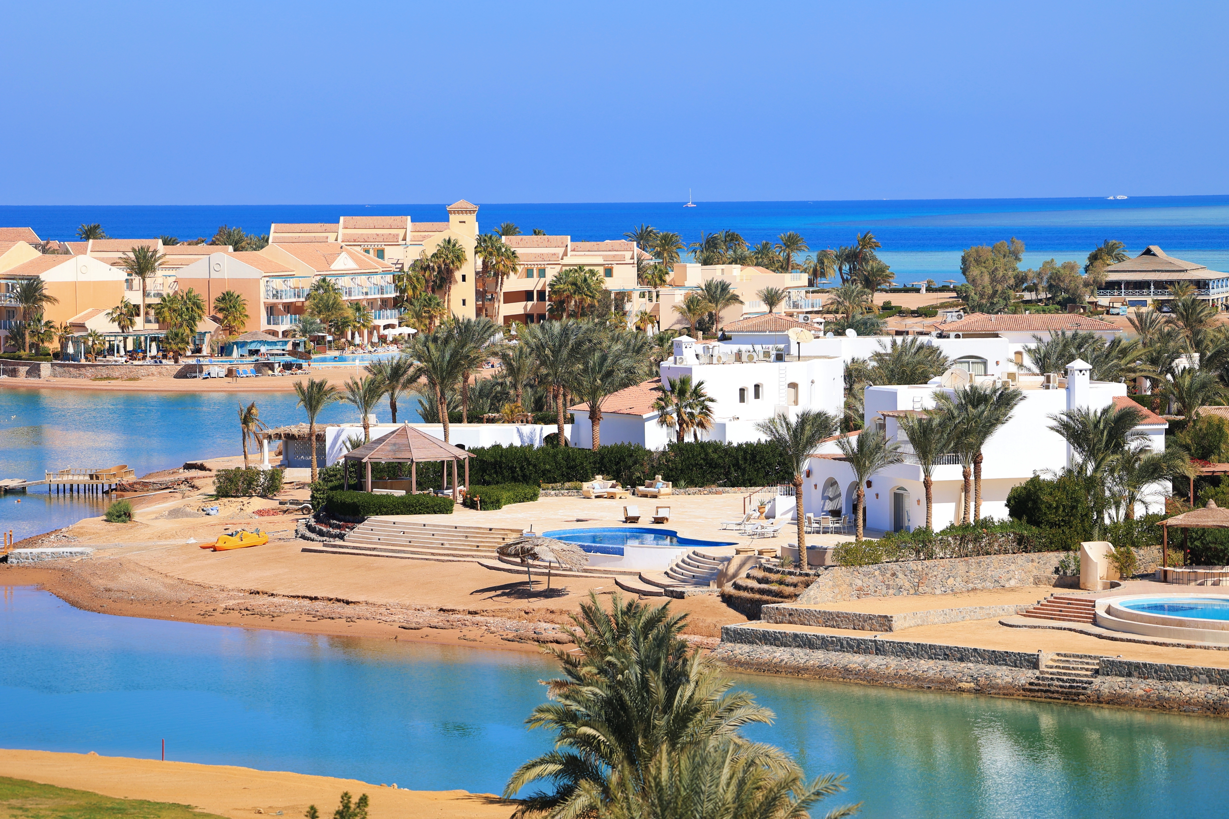 F. Z./N1 - Luksuzni grad El Gouna