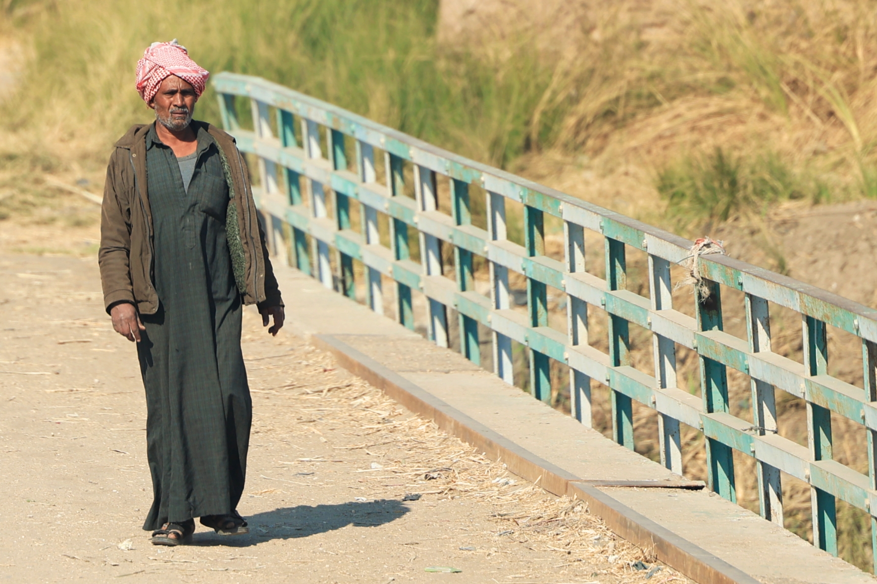 F. Z./N1 - Ulice Egipta od Hurghade do Luxora