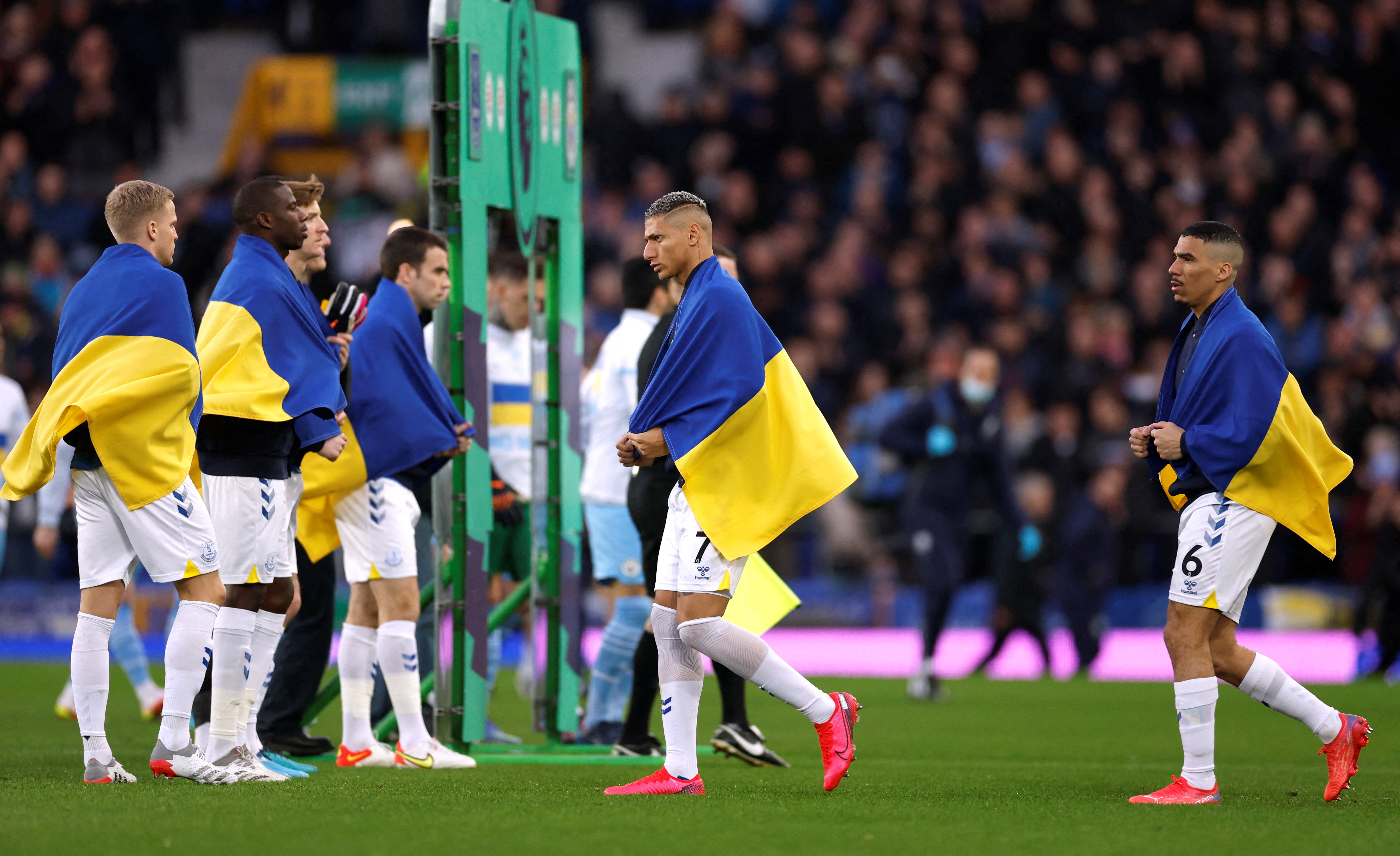 Premier League - Everton v Manchester City