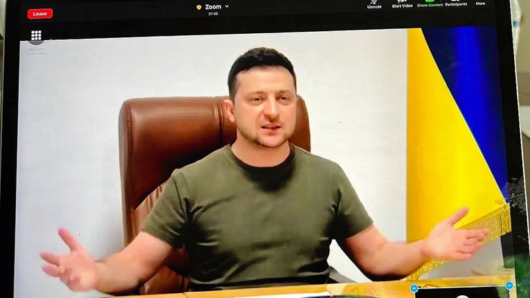 b59505e0-036c-43d3-a827-4331597be3a8