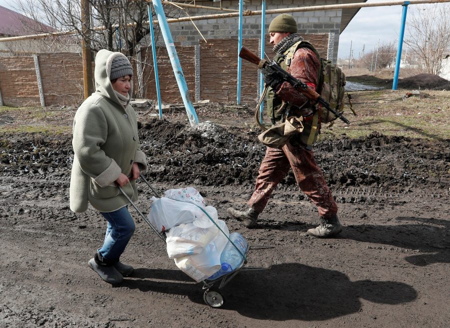 1646582217-2022-03-06T154917Z_73102502_RC20XS95W0FS_RTRMADP_3_UKRAINE-CRISIS-EAST-900x655