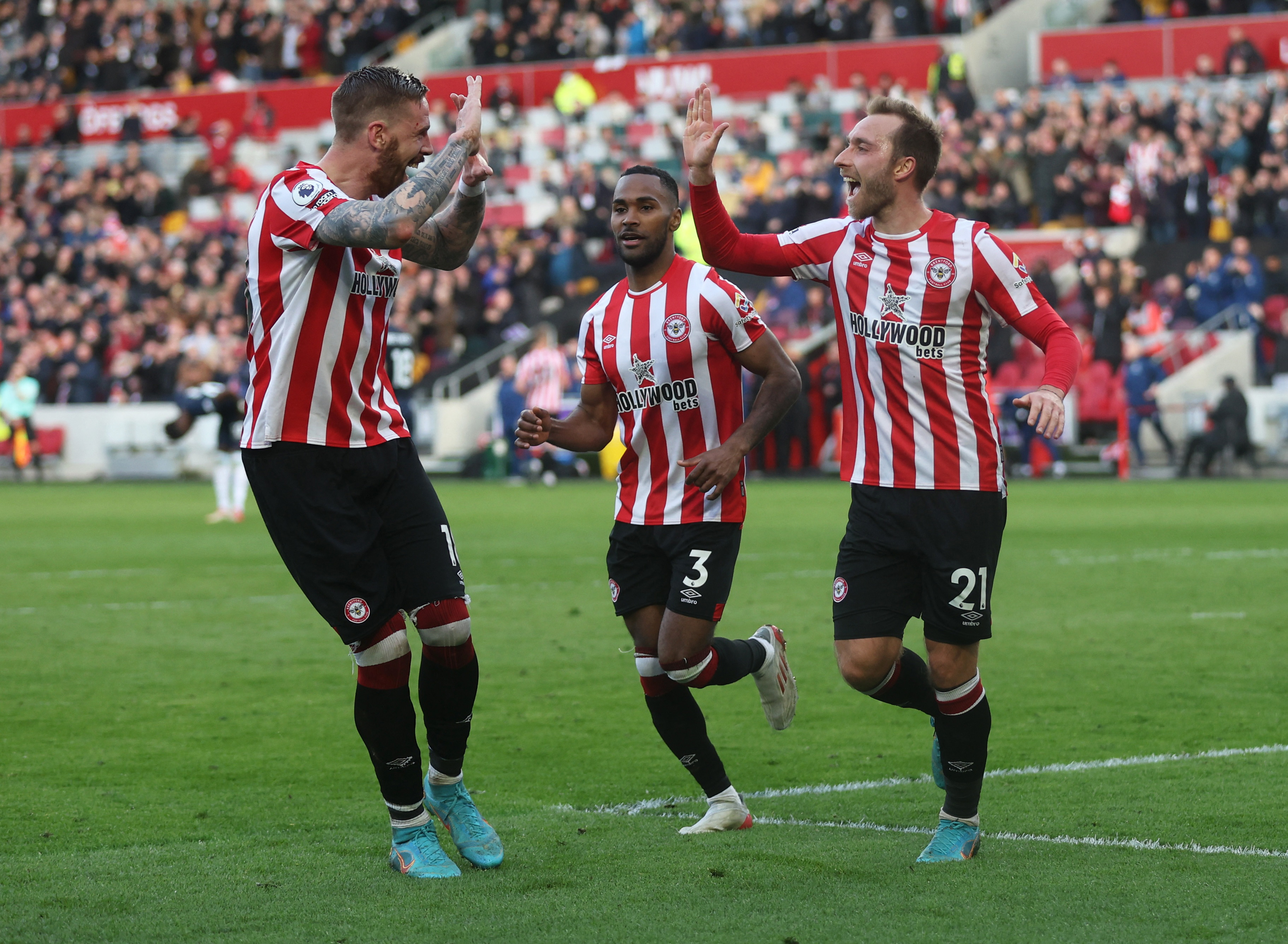 Premier League - Brentford v Burnley