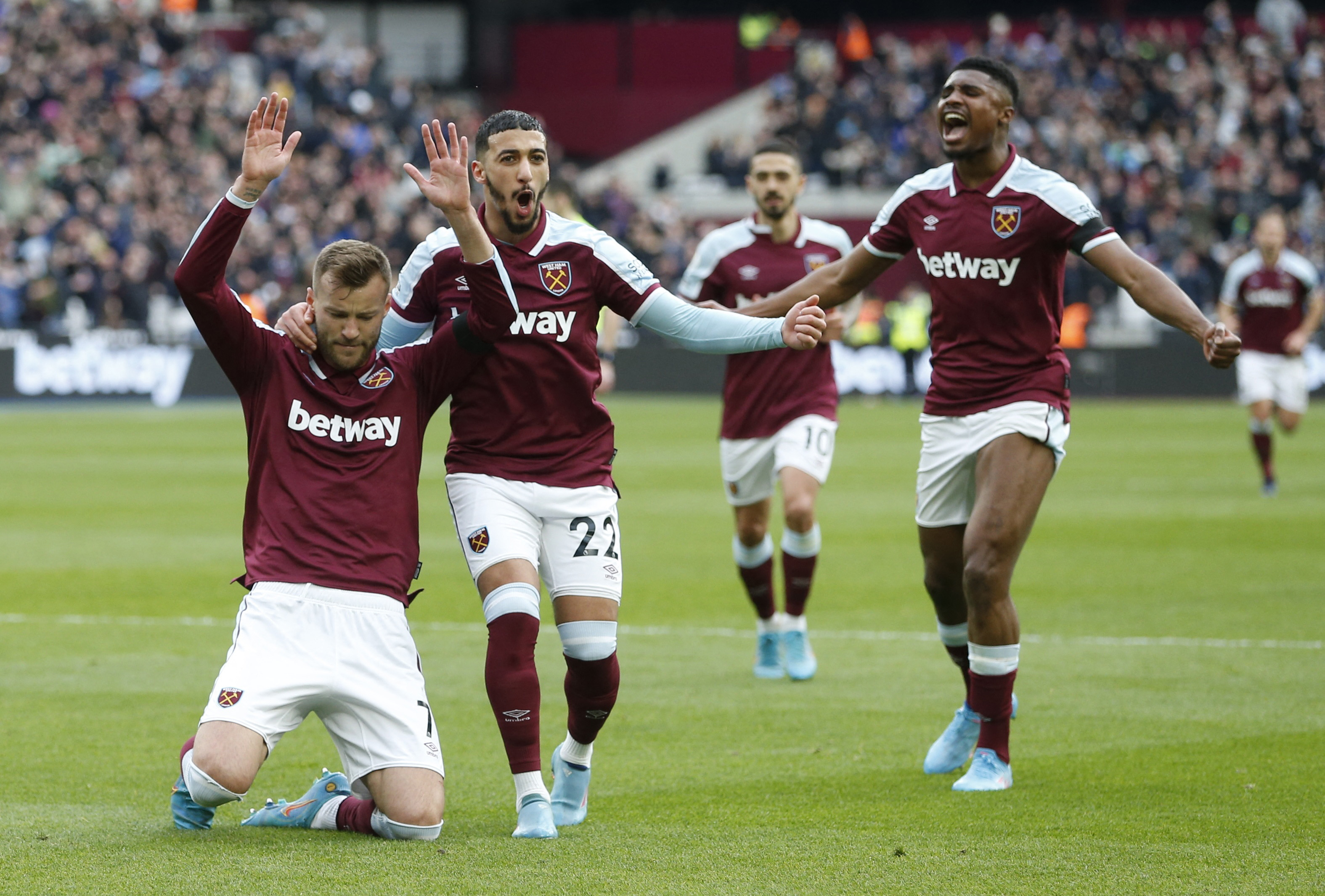 Premier League - West Ham United v Aston Villa