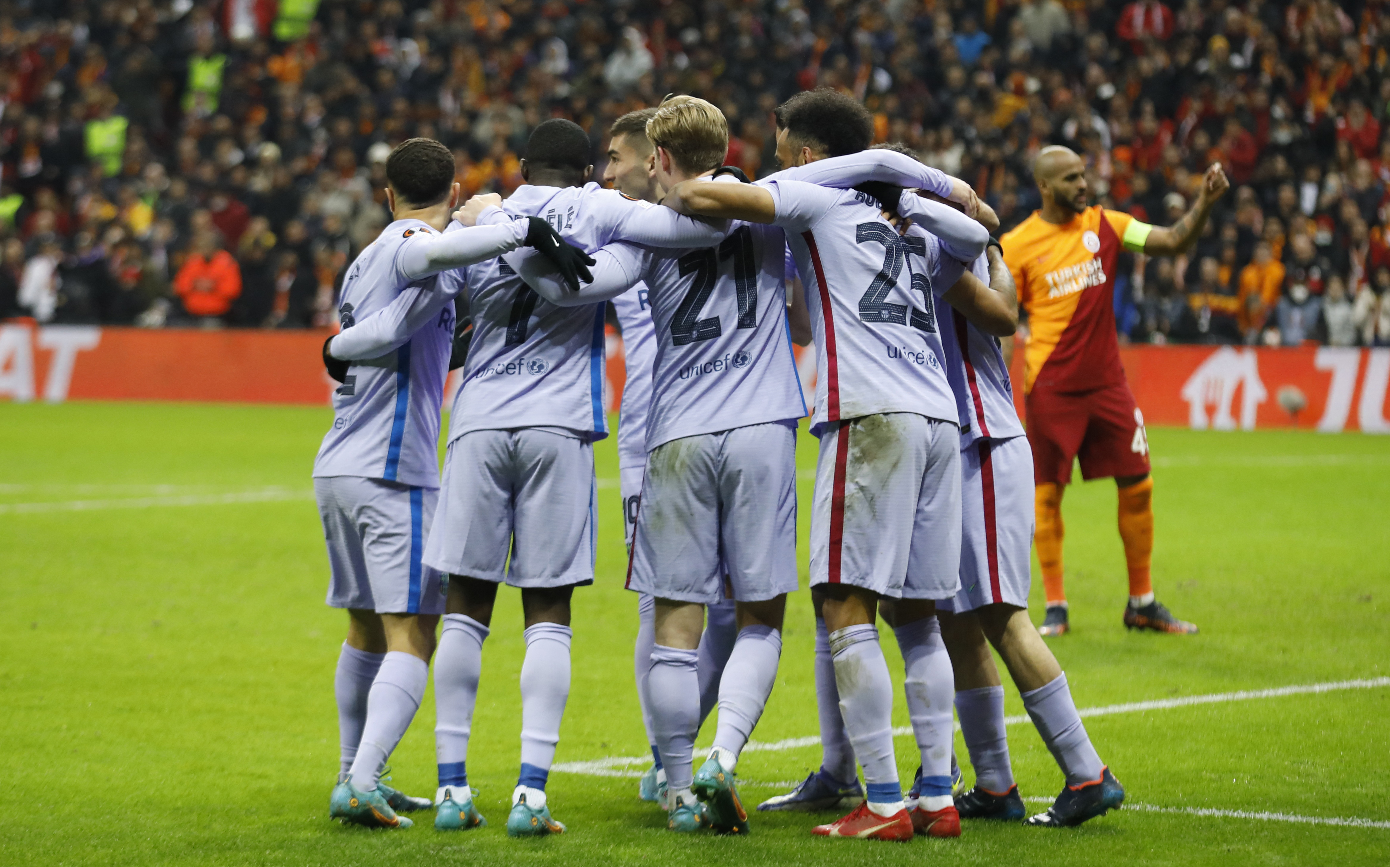Europa League - Round of 16 Second Leg - Galatasaray v FC Barcelona