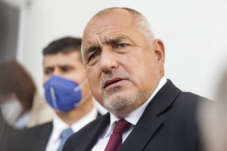 1647549882-000_326D8E9-750x500