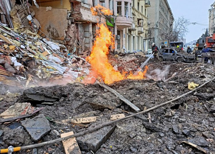 1647279854-2022-03-14T132818Z_266119484_RC2A2T9ZYKK3_RTRMADP_3_UKRAINE-CRISIS-KHARKIV-750x536