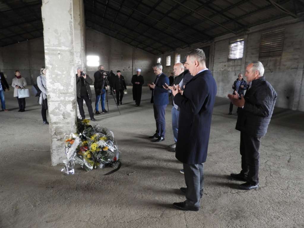 l_b06e8beb6088053c5501feb0693eb795