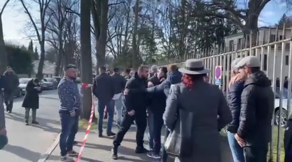 1649006887-BERLIN-INCIDENT