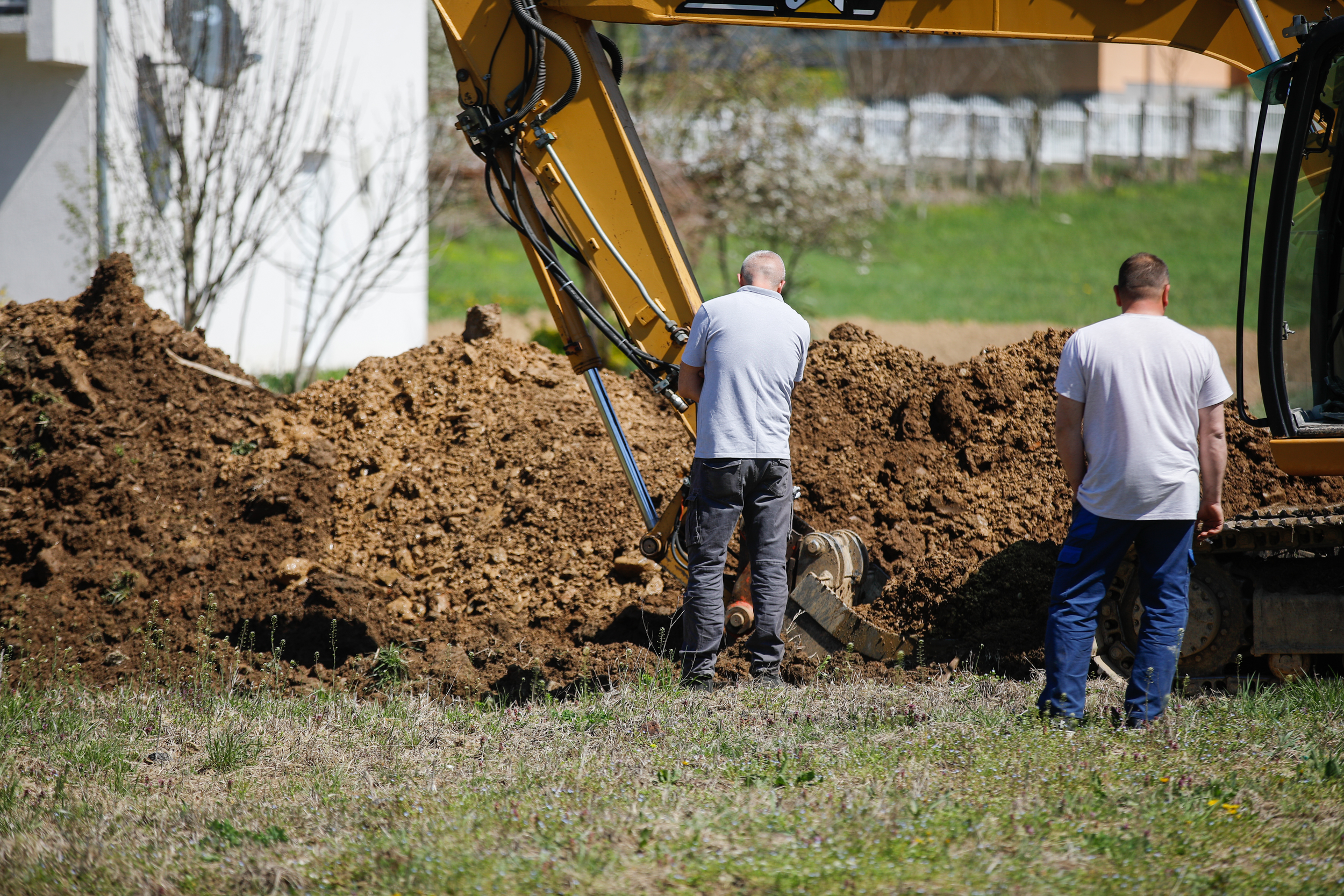 Konjević Polje: U toku potraga za posmrtnim ostacima u dvorištu Fate Orlović