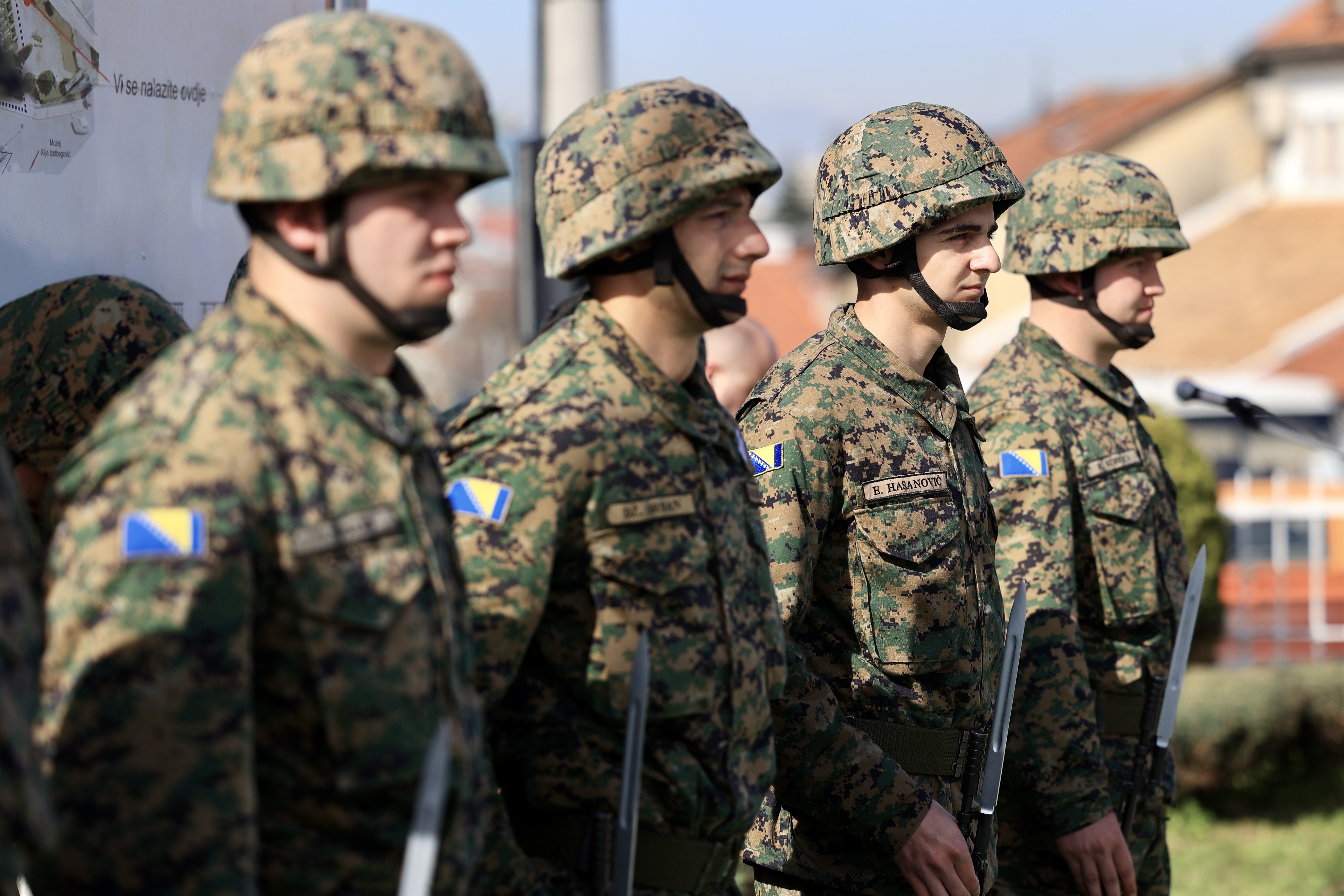 image00011-Dan armiije