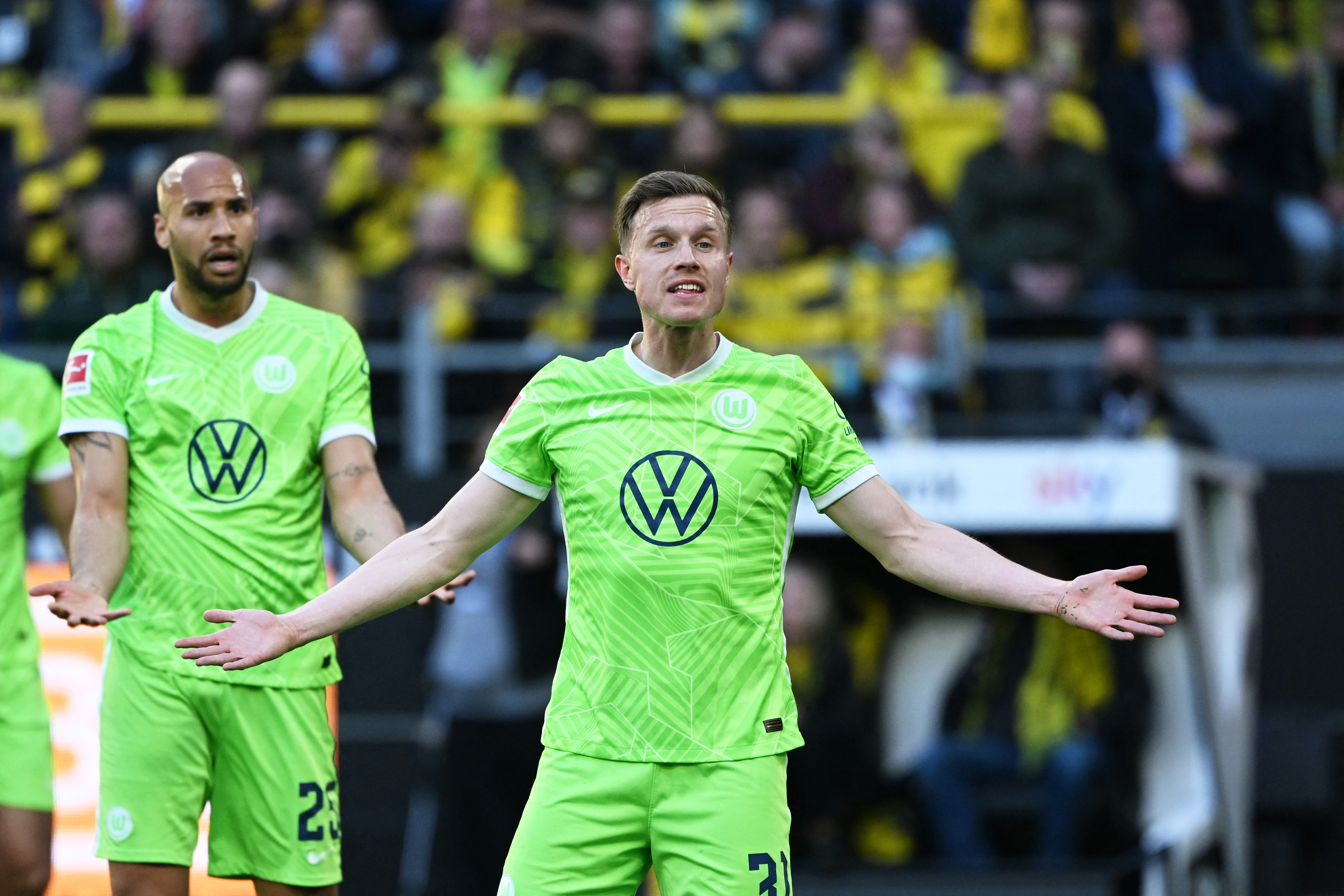 FBL-GER-BUNDESLIGA-DORTMUND-WOLFSBURG