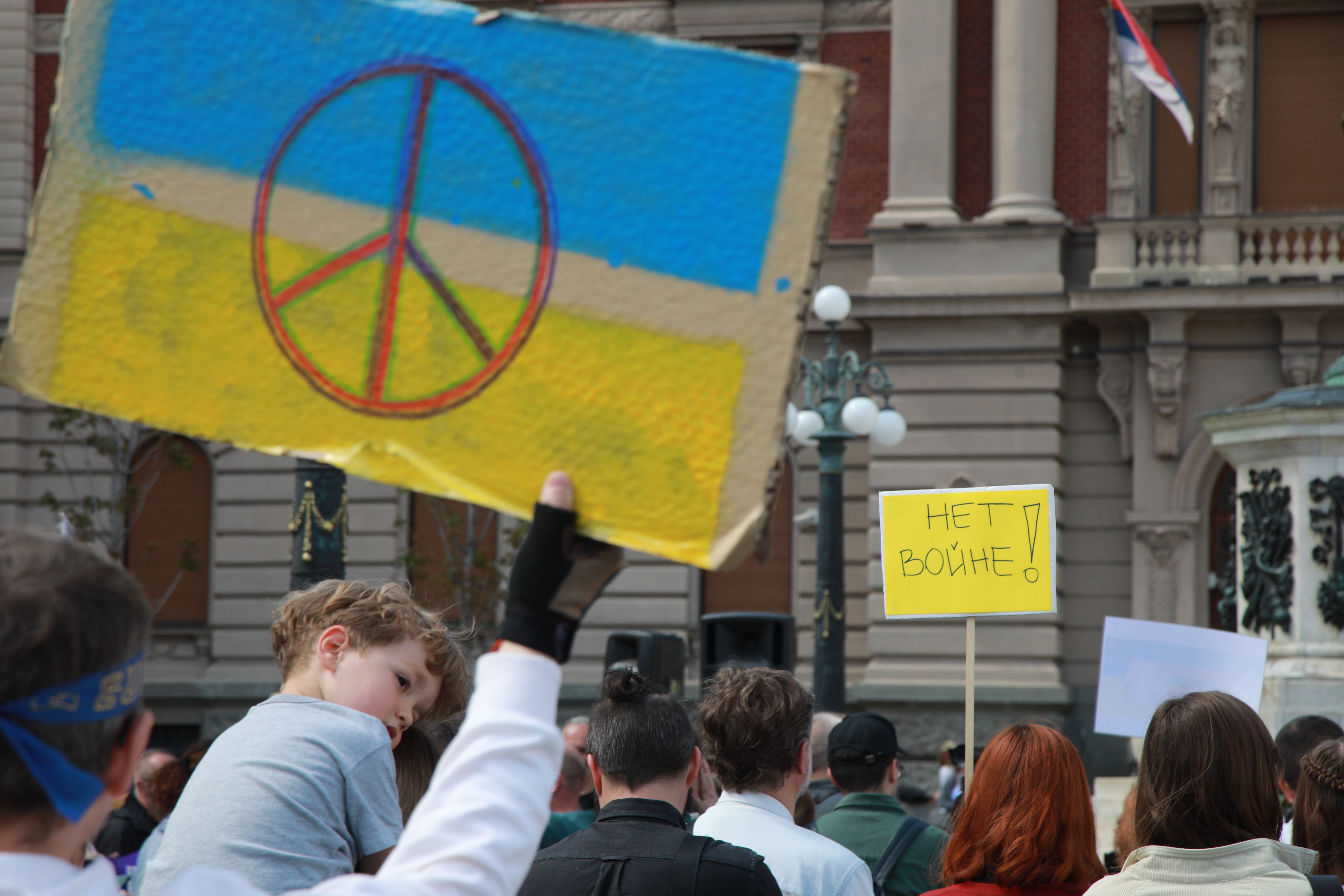 Antiratni skup u Beogradu: ”Putin ne želi mir ni na Uskrs”