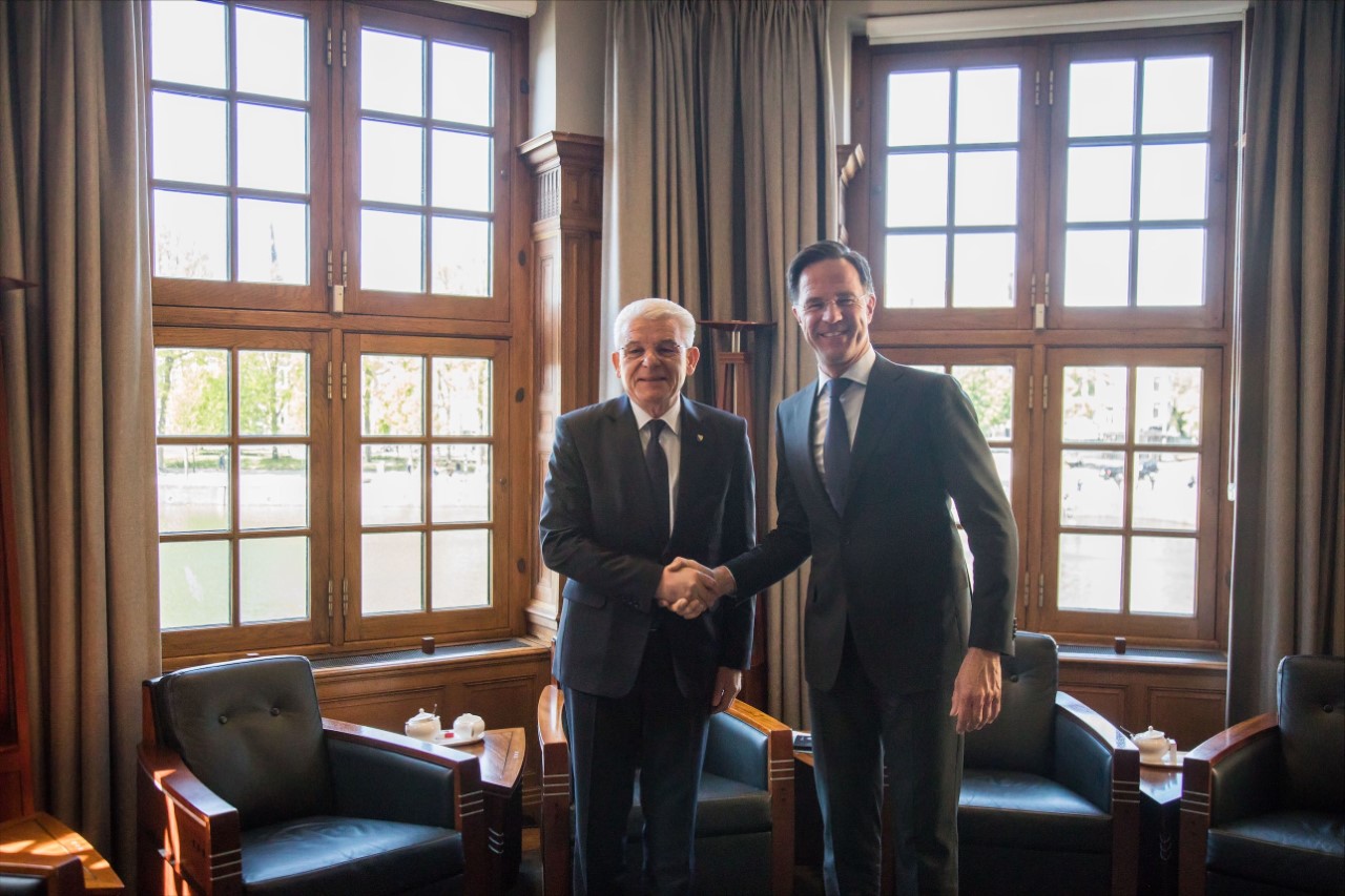 thumbnail_Predsjedavajući Predsjedništva BiH Šefik Džaferović se sastao sa premijerom Kraljevine Nizozemske Markom Rutteom