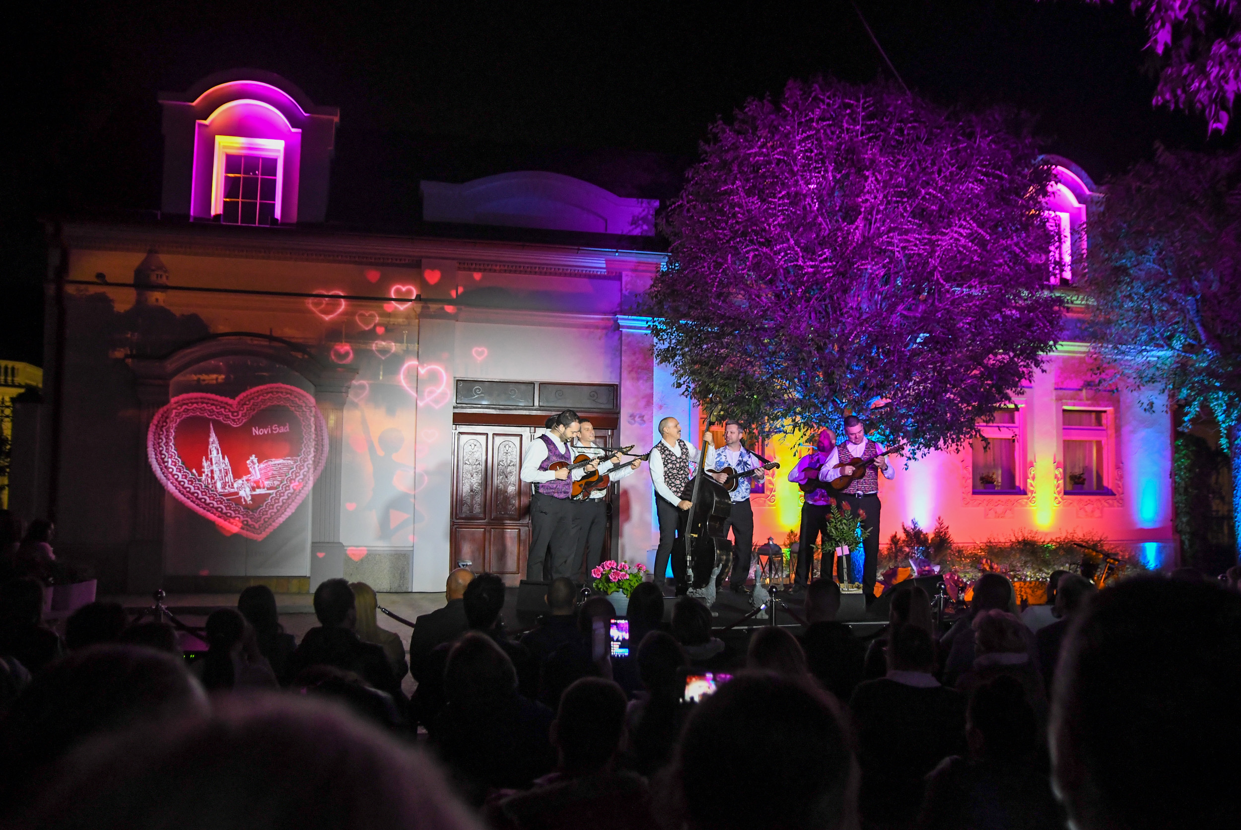 1651269417-Novi-Sad265-antologija-ljubavnih-pesama-Djordja-Balasevica-foto-Nenad-Mihajlovic