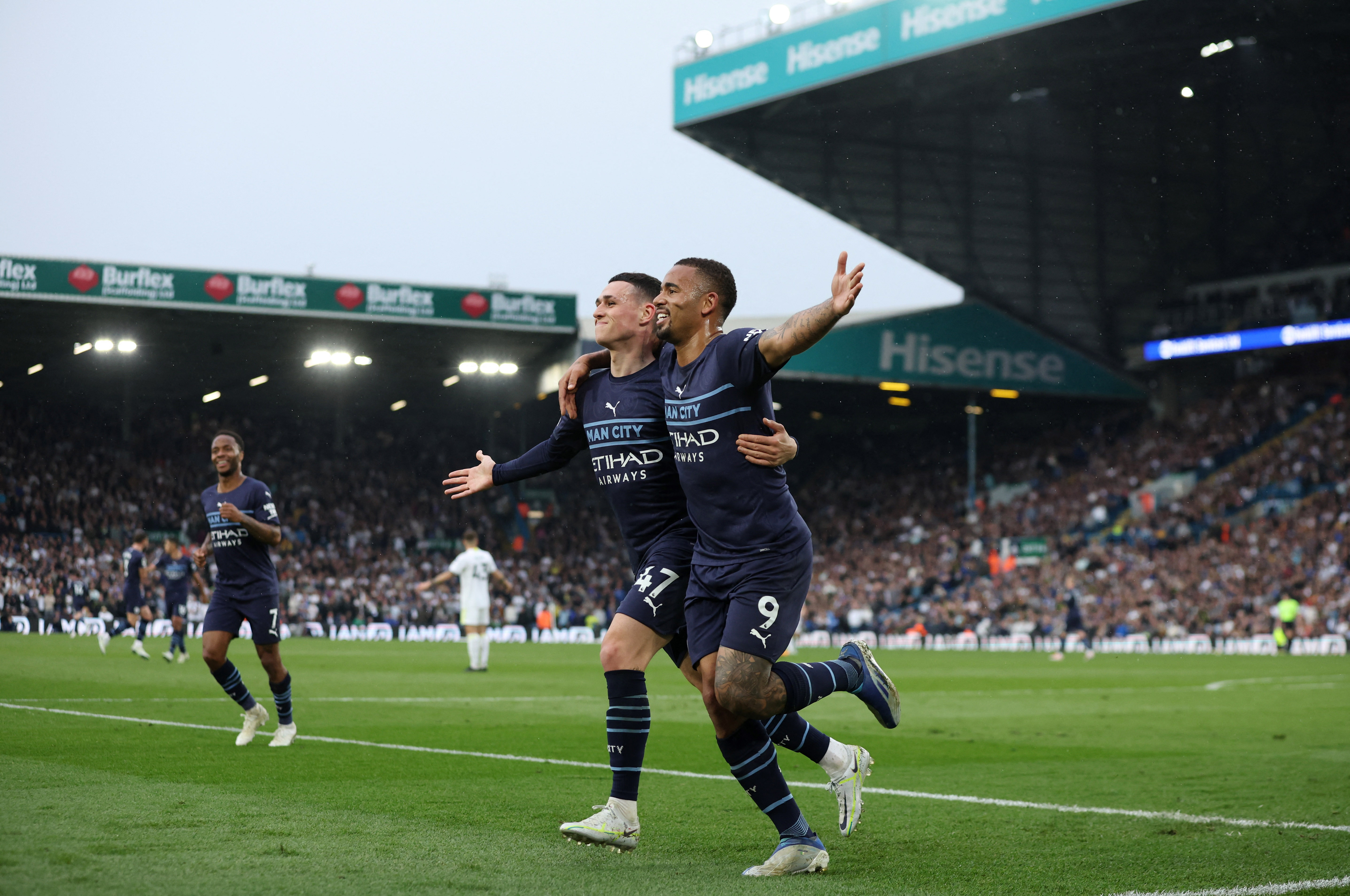 Premier League - Leeds United v Manchester City