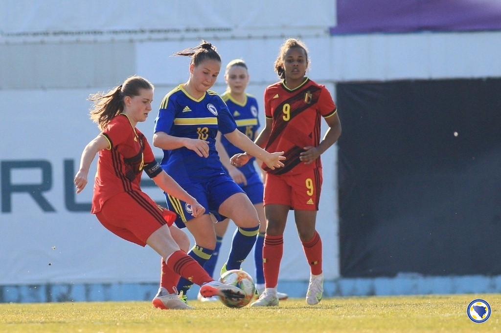NS BIH ZENE U 17
