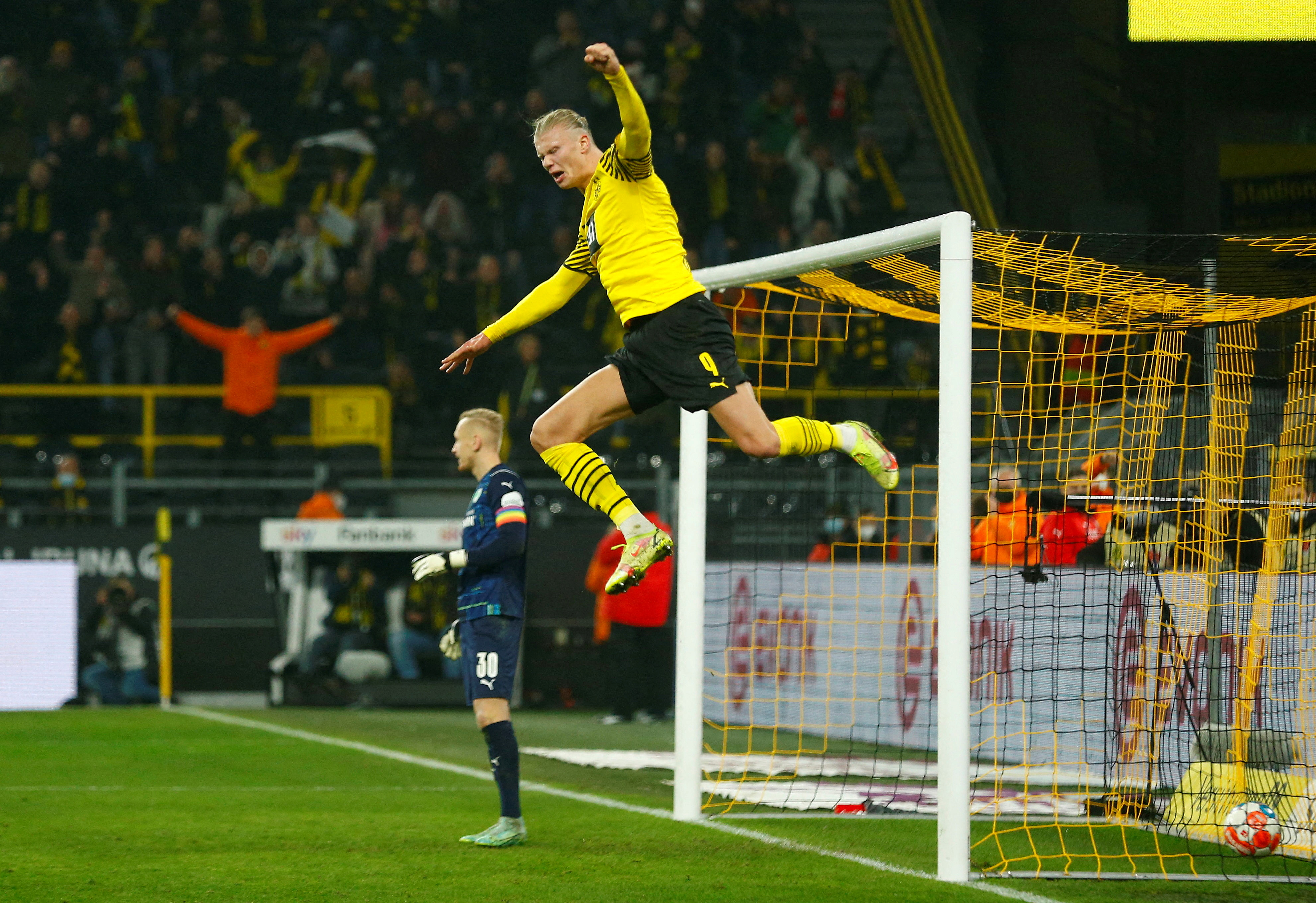 FILE PHOTO: Bundesliga - Borussia Dortmund v Greuther Fuerth