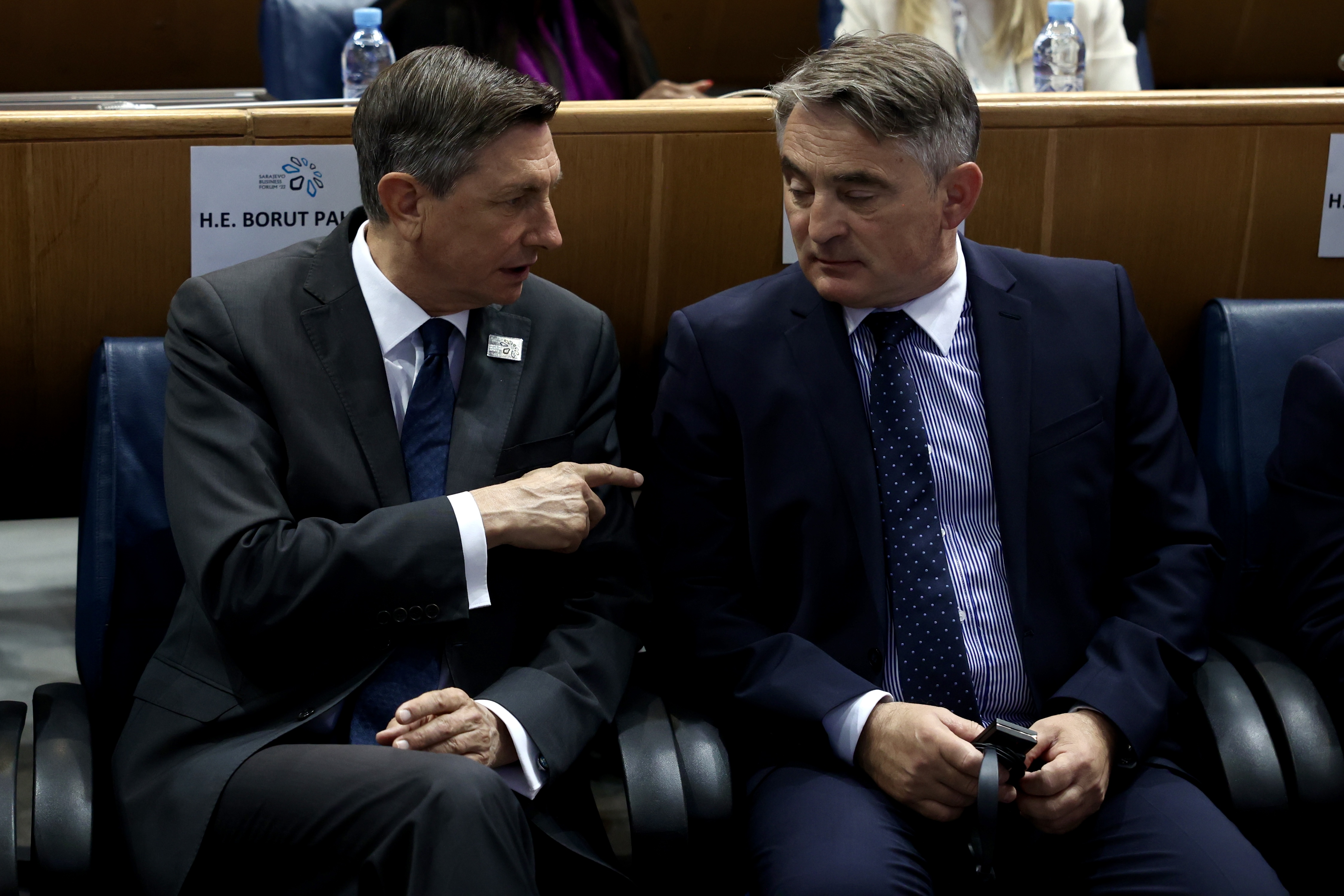 komsic pahor